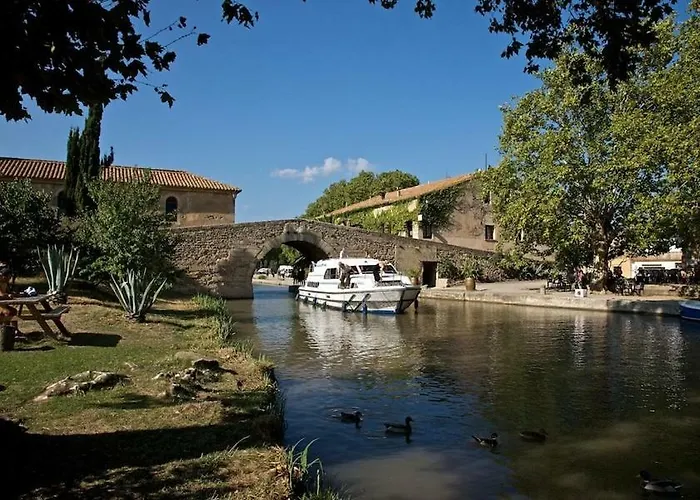 Proche Du Canal Du Midi Et Narbonne 2 Mirepeisset